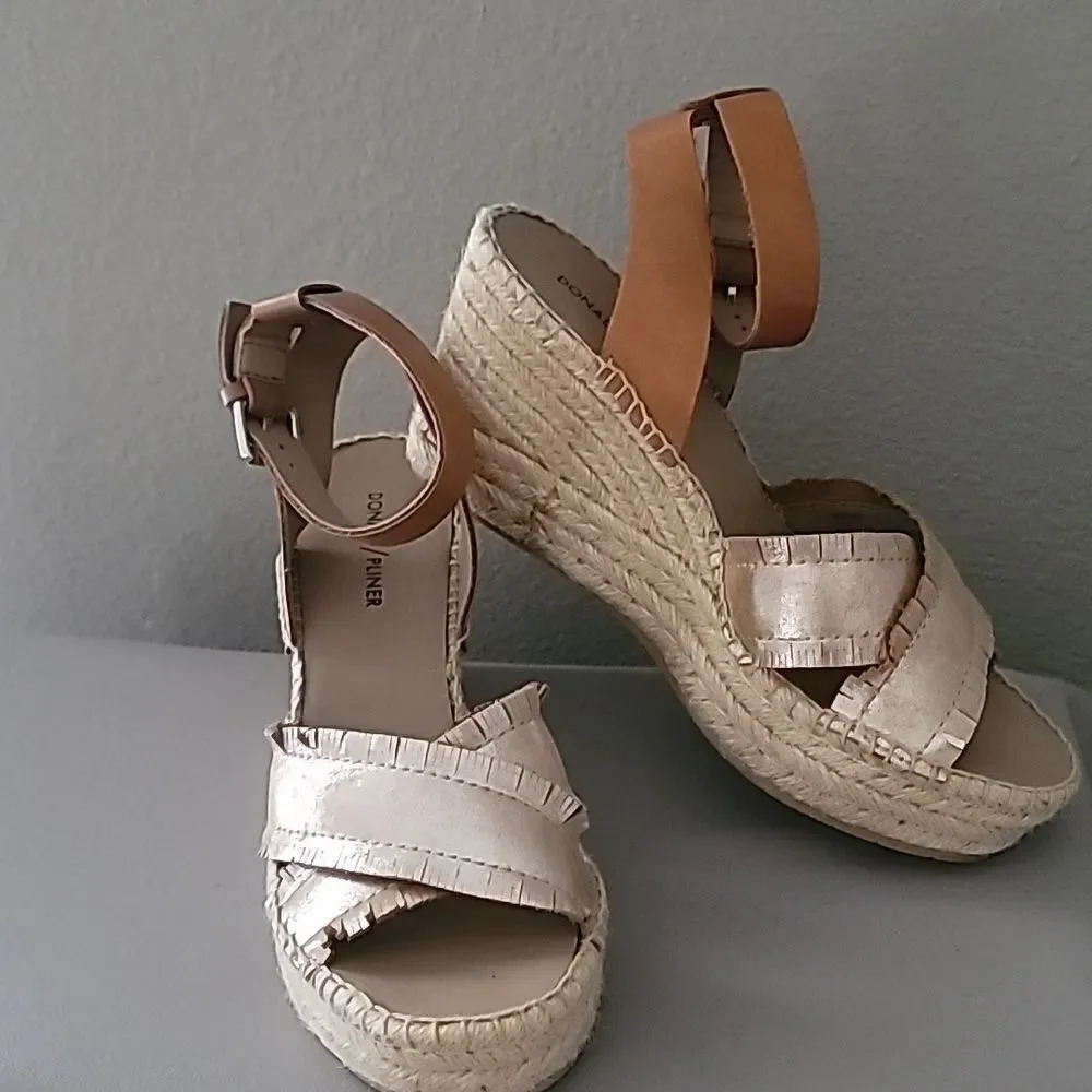 Donald J Pliner  Ines Metallic Soft Leather Espadrille Wedge Sandal 10M $178